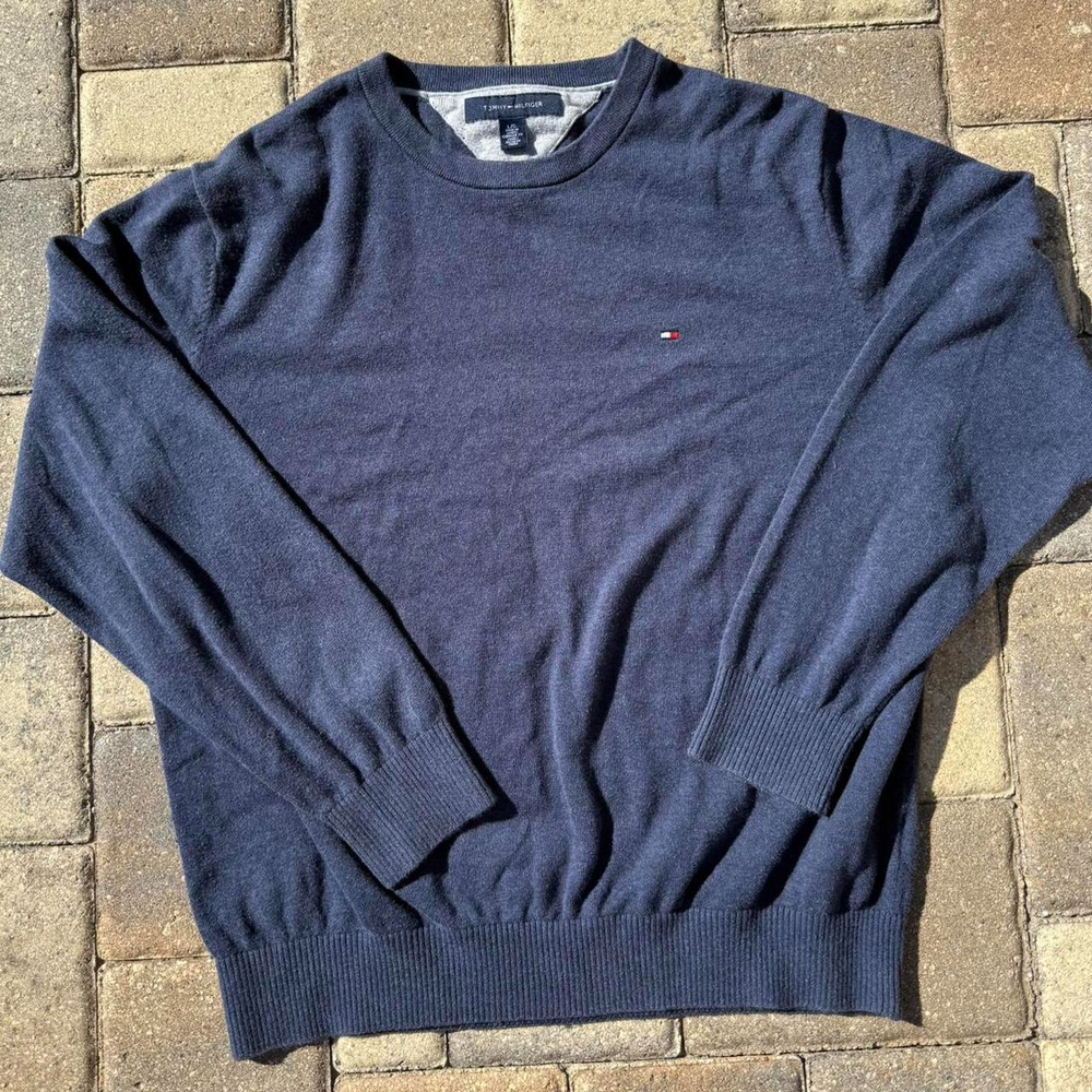 Tommy Hilfiger Sweater Size